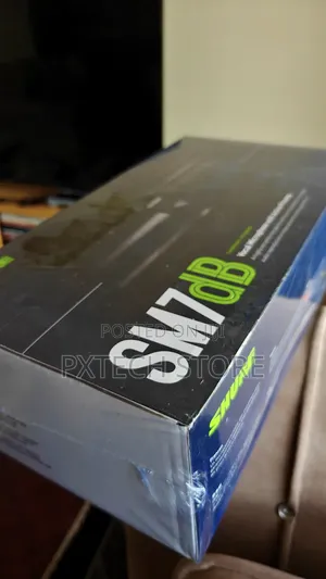 Shure Sm7db Dynamic Microphone – Built-in Preamp