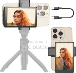 Selfie Monitor Screen