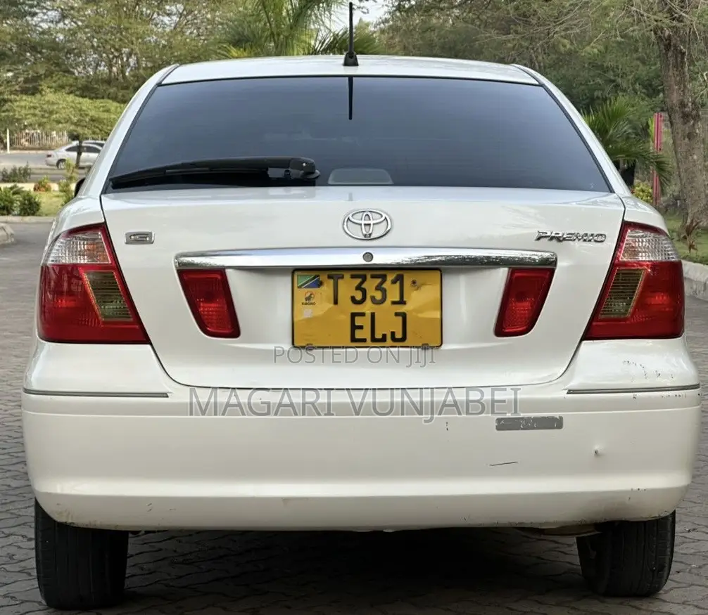 Toyota Premio 2004 White