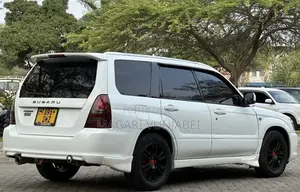 Subaru Forester 2006 White