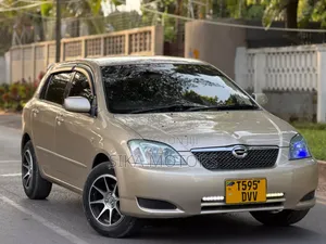 Toyota Corolla RunX 1.5 X AWD 2004 Gold