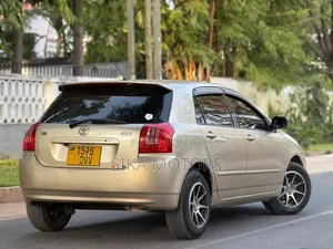 Toyota Corolla RunX 1.5 X AWD 2004 Gold