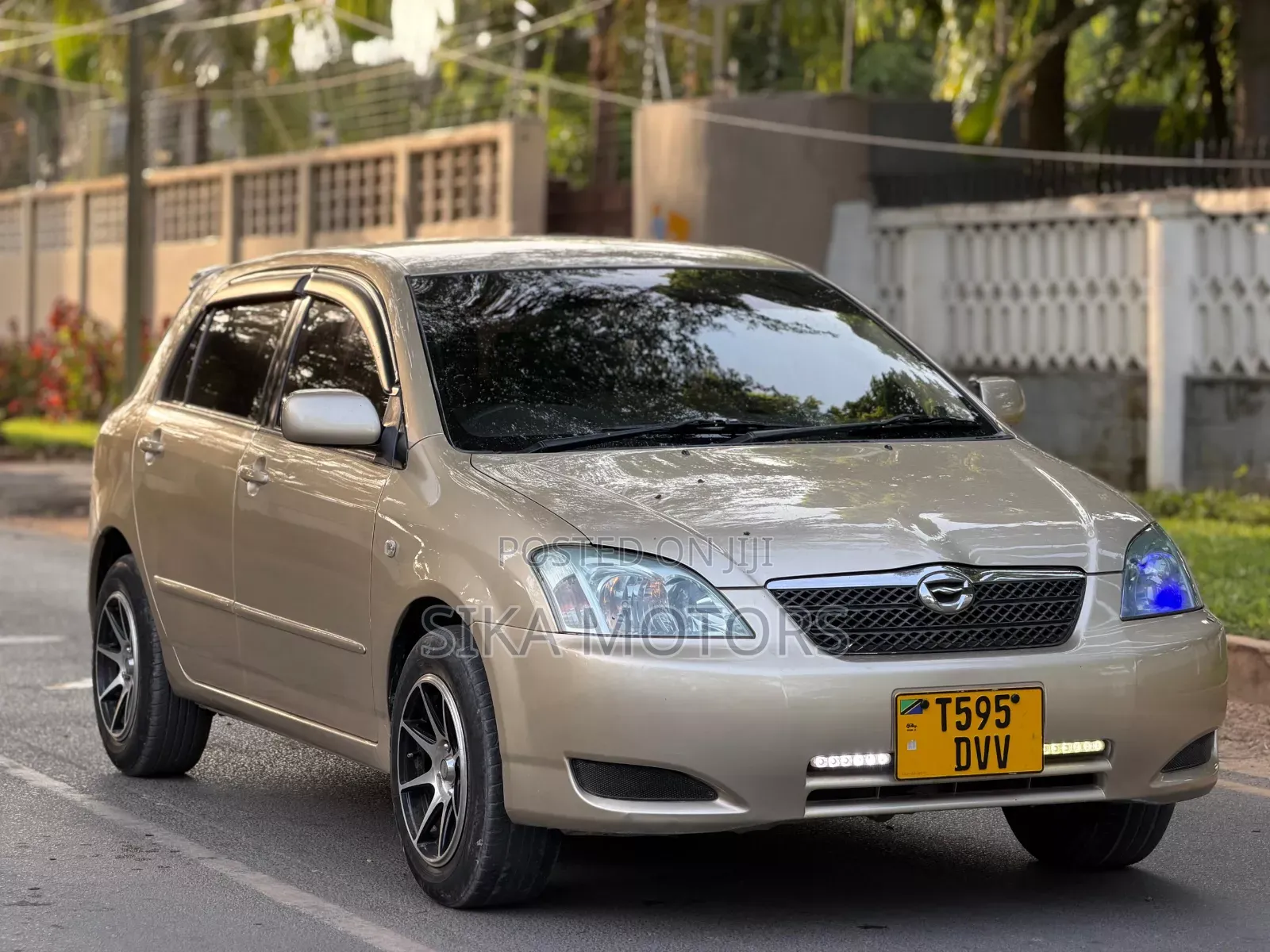 Toyota Corolla RunX 1.5 X AWD 2004 Gold