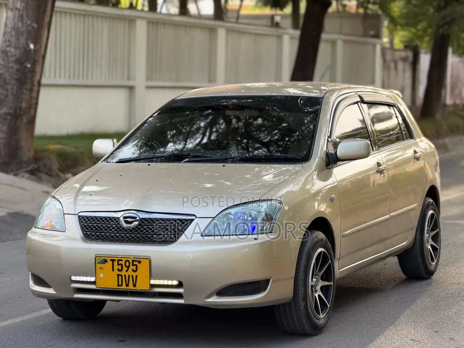 Toyota Corolla RunX 1.5 X AWD 2004 Gold