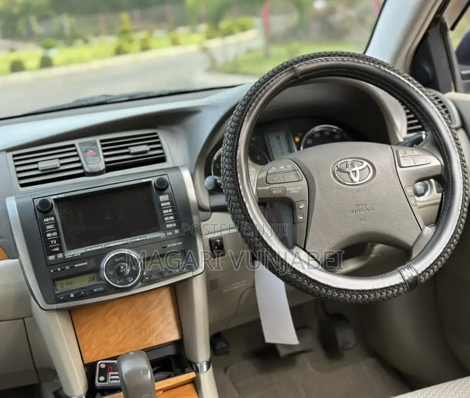 Toyota Premio 2009 Maroon