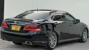 Toyota Crown 2009 Matt Black