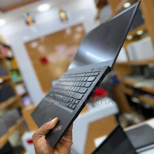 Laptop Lenovo Thinkpad T490s 8GB Intel Core I7 SSD 256GB