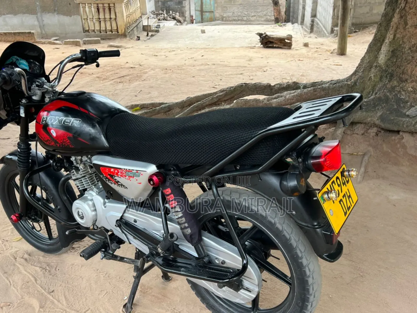 Bajaj Boxer X125 2025 Black