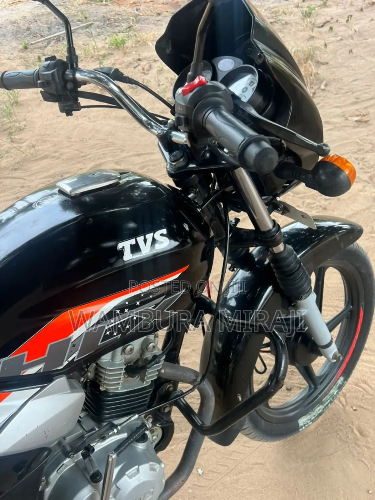 New TVS HLX 125 2025 Black