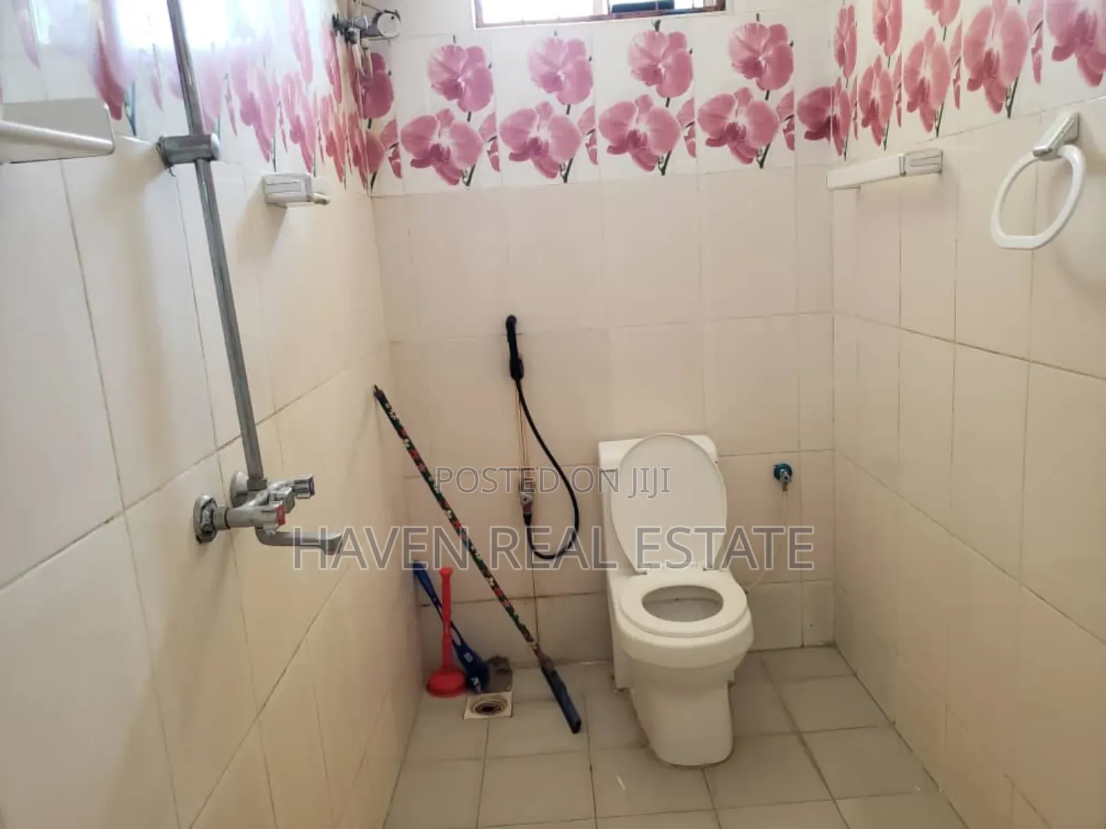 3bdrm Apartment in Msasani for sale