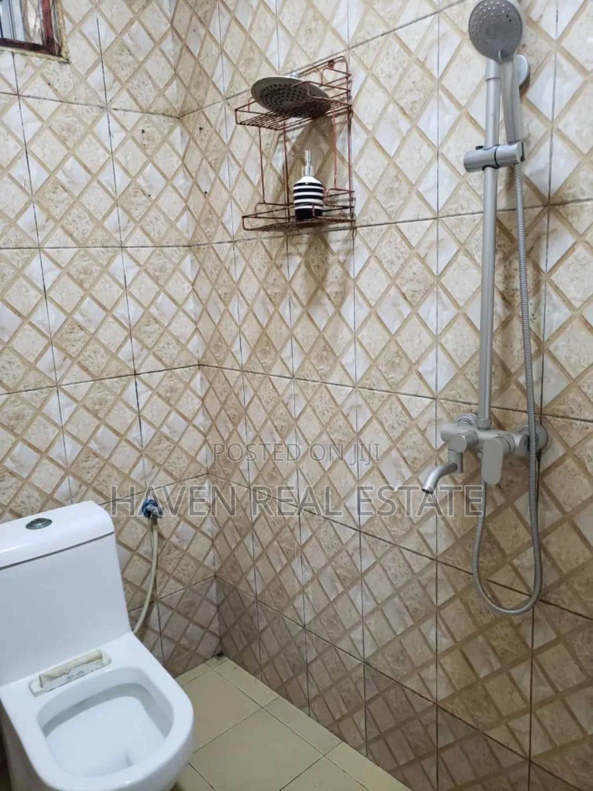 3bdrm Apartment in Msasani for sale