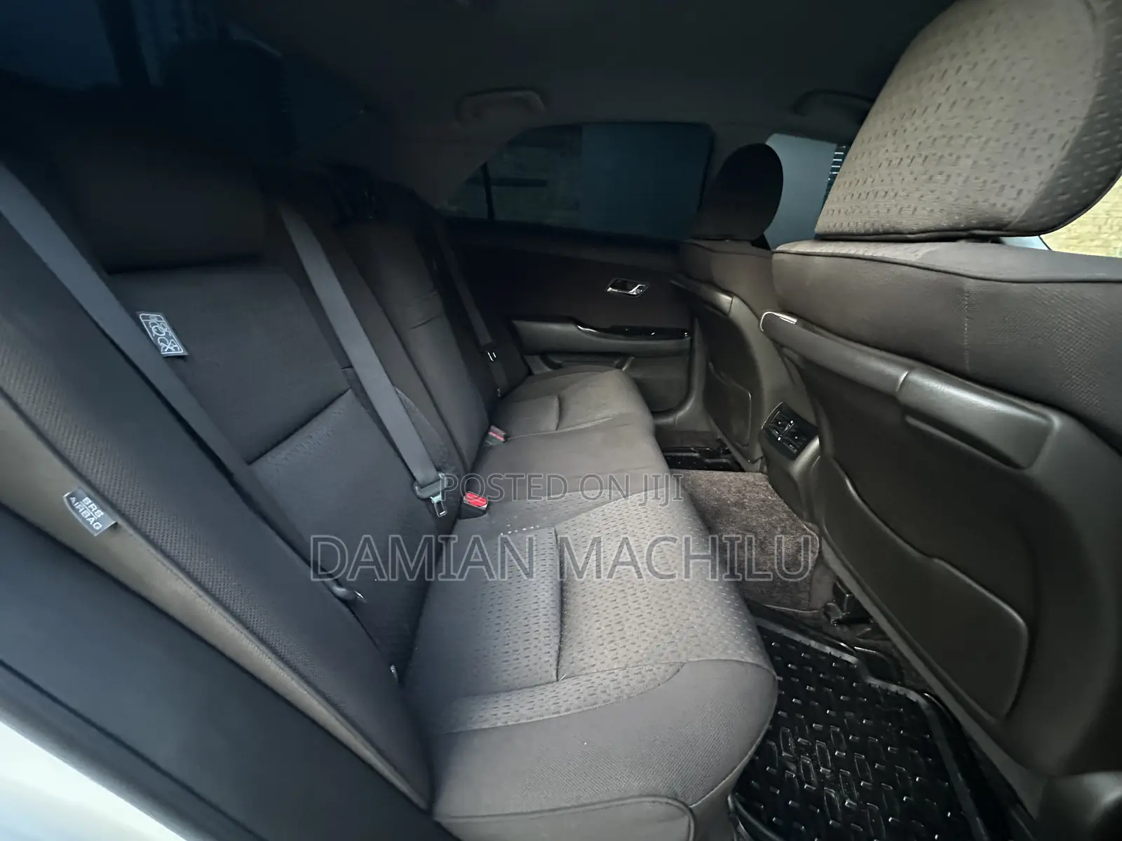 Toyota Crown Majesta 2010 White