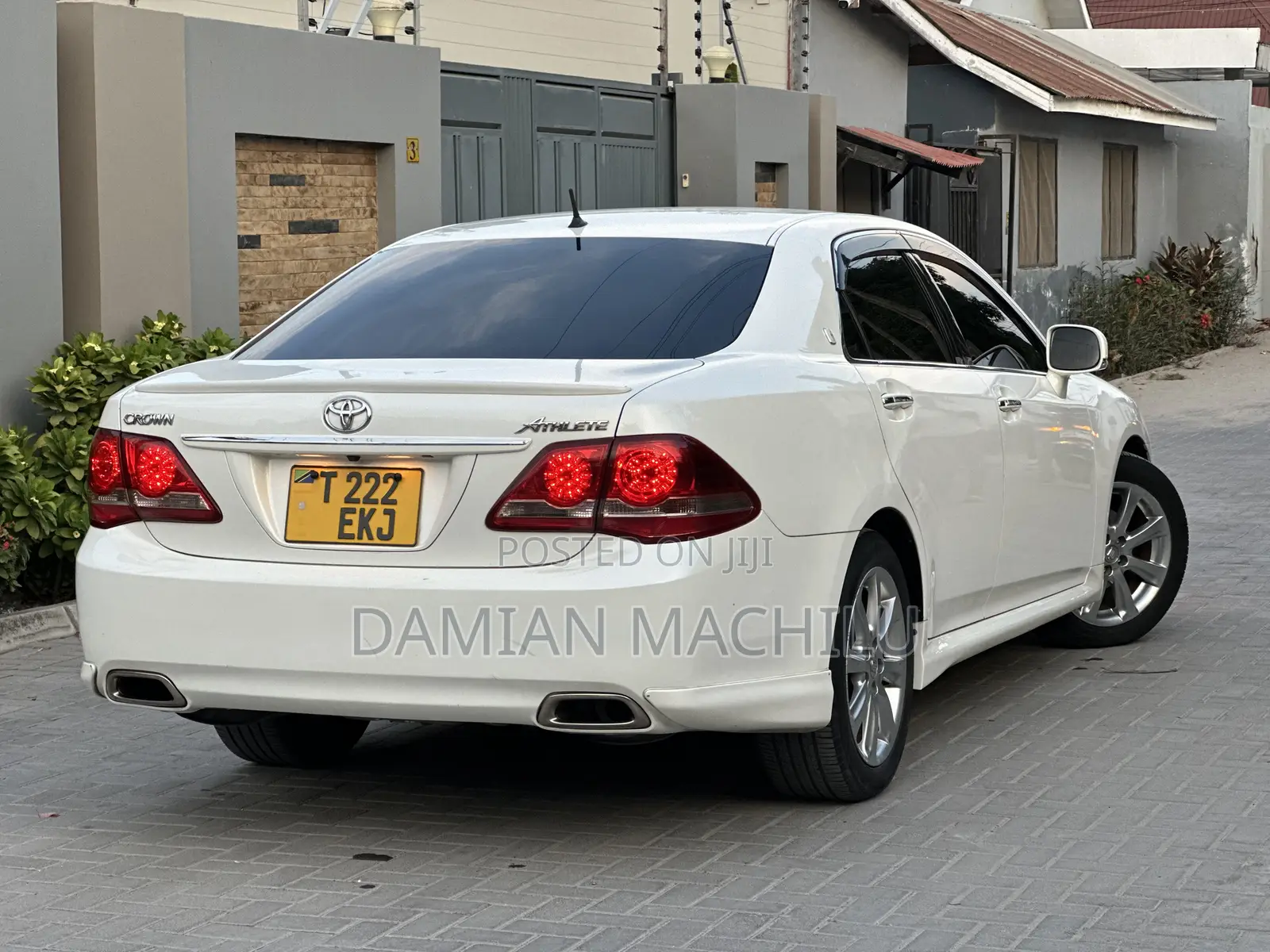 Toyota Crown Majesta 2010 White