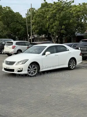 Toyota Crown 2008 White