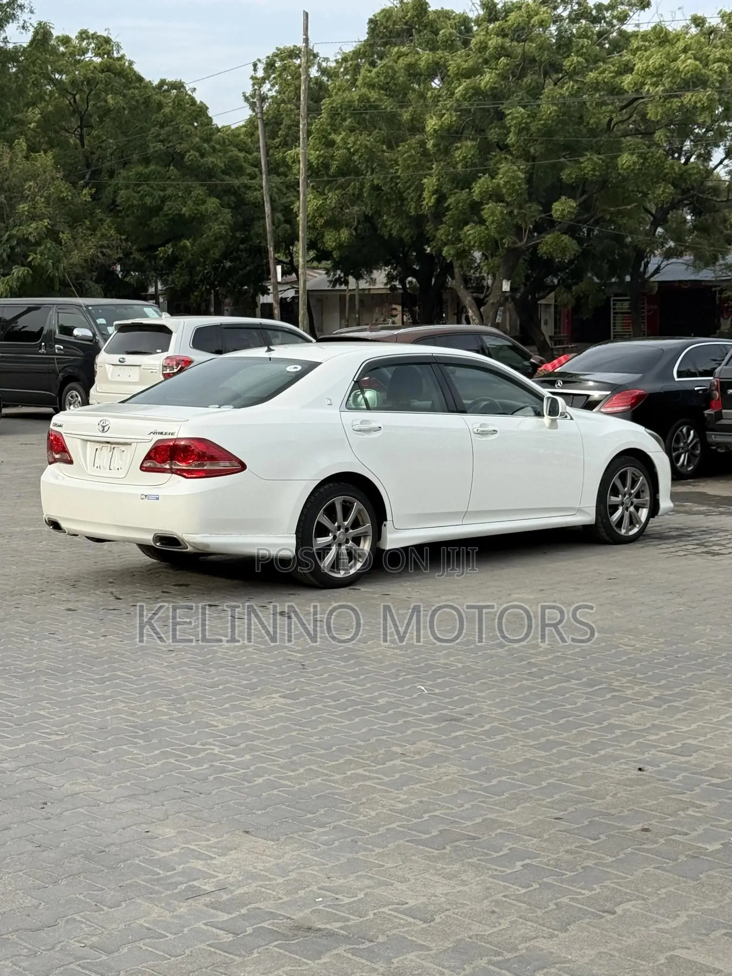 Toyota Crown 2008 White