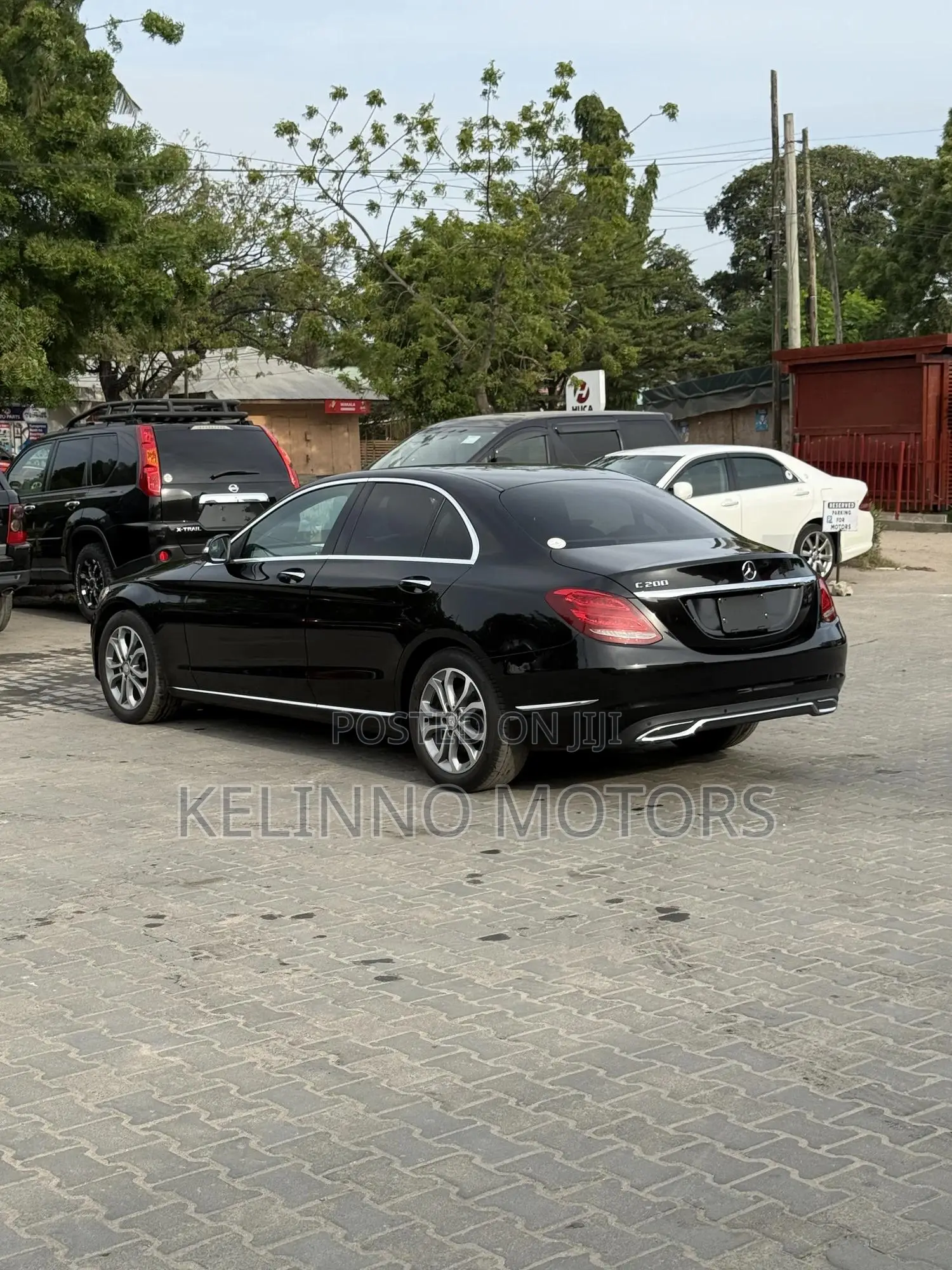 Mercedes-Benz C200 2014 Black