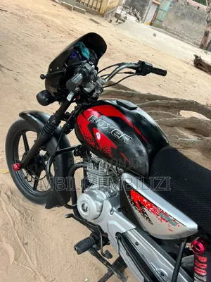 Bajaj Boxer X125 2024 Black
