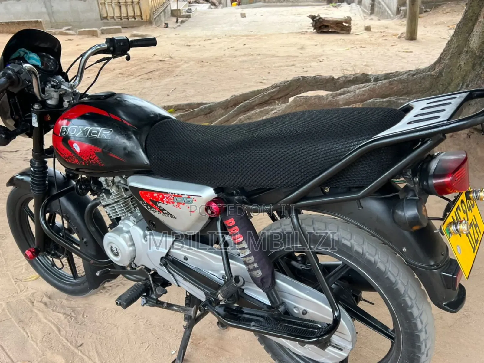 Bajaj Boxer X125 2024 Black