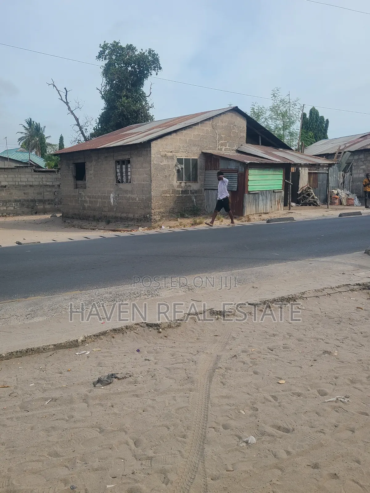 Kiwanja Kinaangalia Lami Kinauzwa Mbagala Kuu