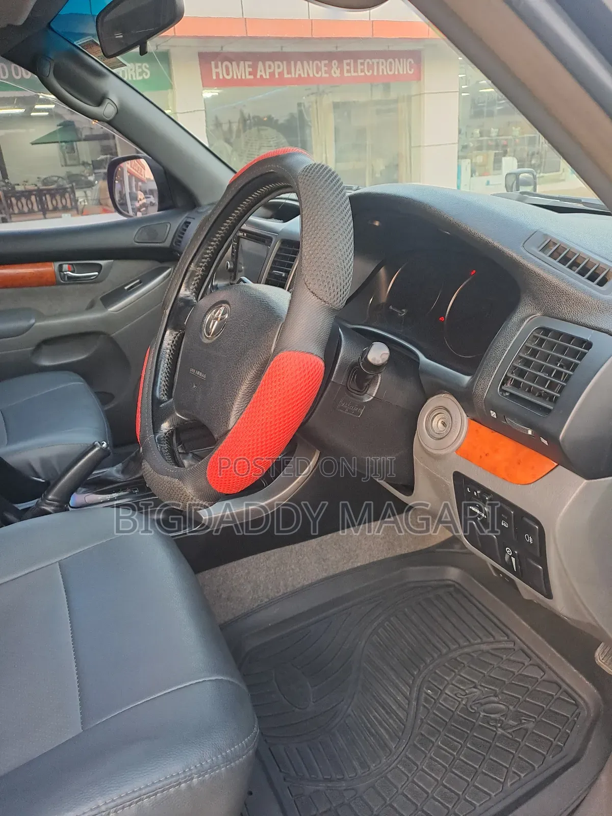 Toyota Land Cruiser Prado 2005 Black