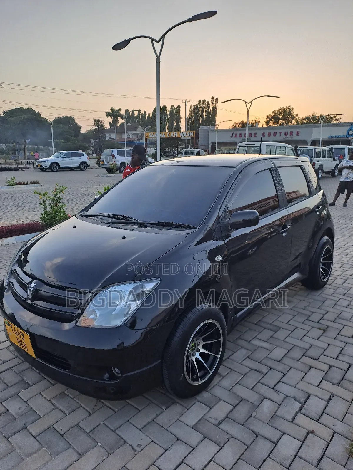 Toyota IST 2004 Black
