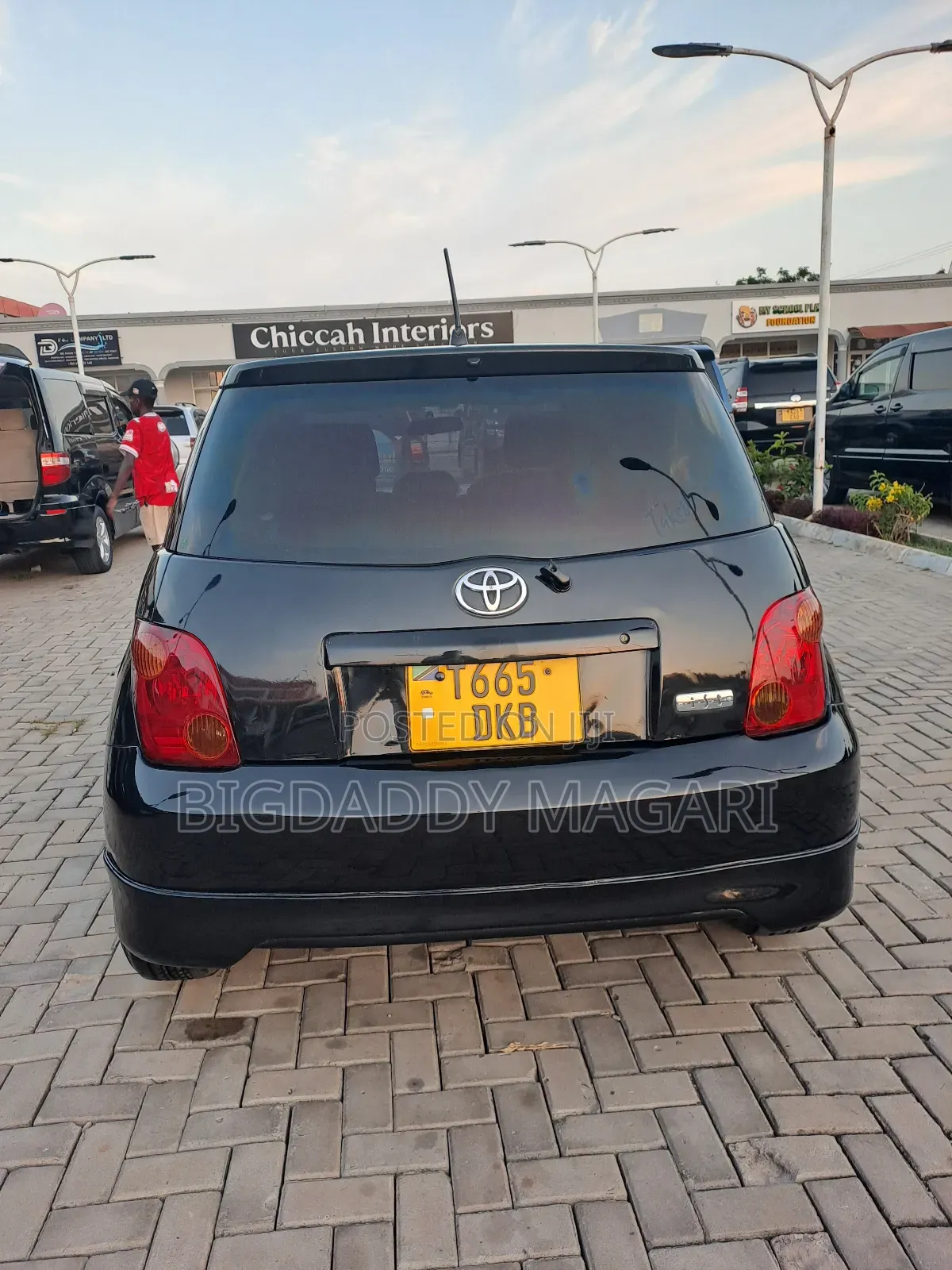 Toyota IST 2004 Black