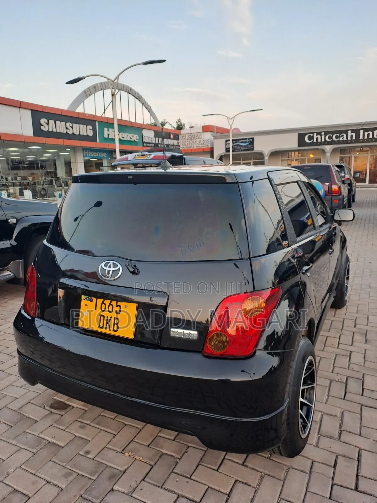 Toyota IST 2004 Black