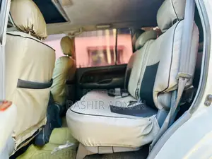 Toyota Land Cruiser Prado 2001 Silver