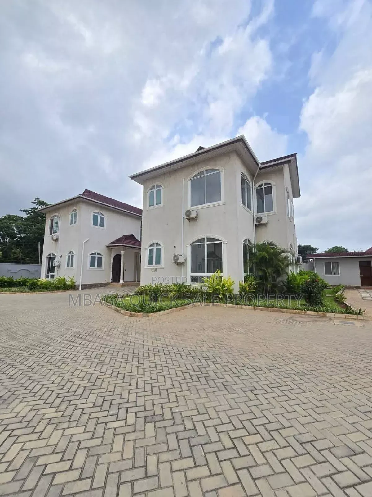 Furnished 4bdrm Villa in Oyster Bay for rent