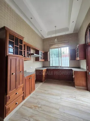 Furnished 4bdrm Villa in Oyster Bay for rent