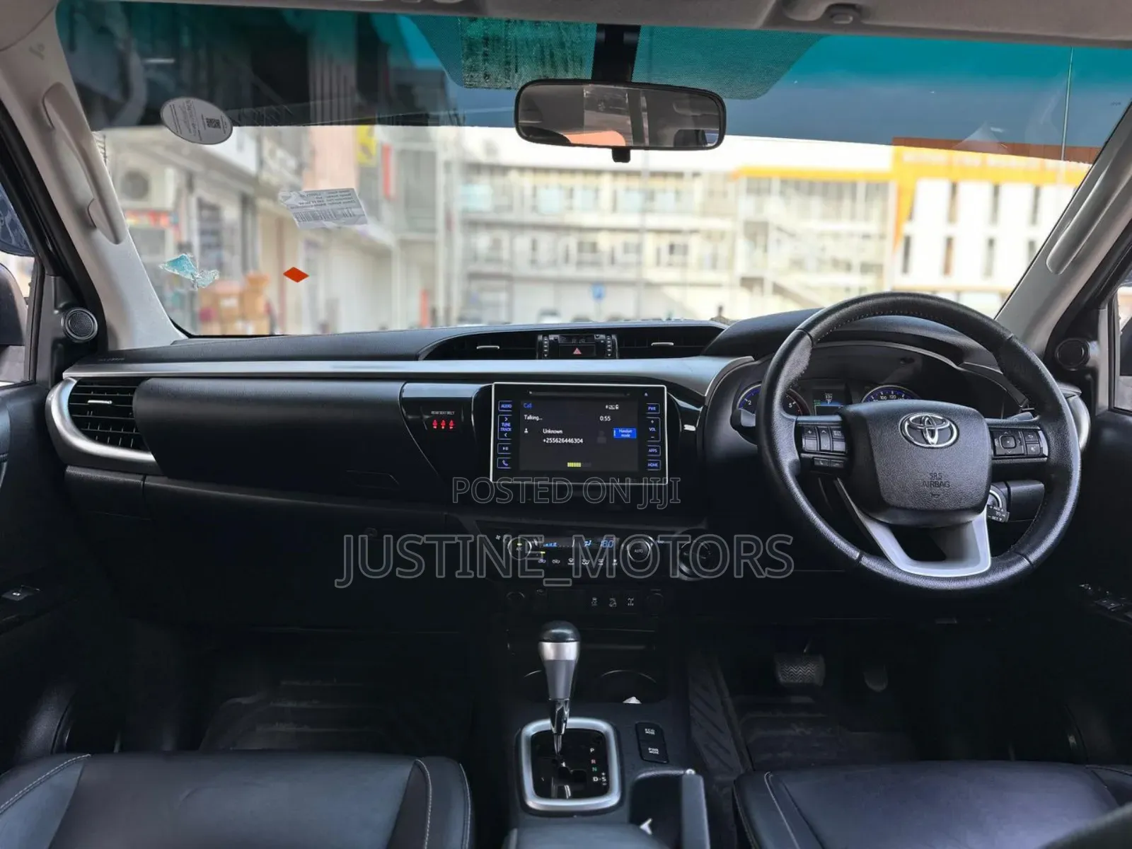 Toyota Hilux 2017 Gray