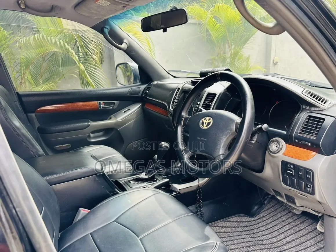 Toyota Land Cruiser Prado 2007 Black