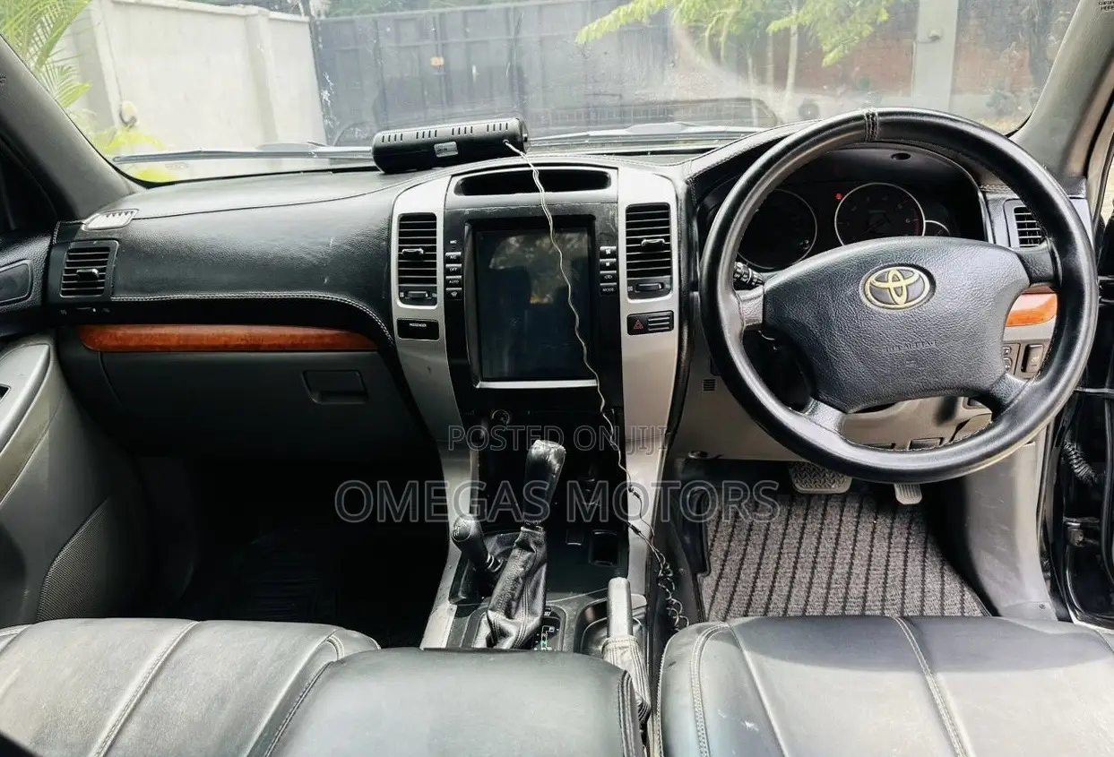 Toyota Land Cruiser Prado 2007 Black