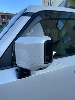 Toyota Land Cruiser 2024 Pearl