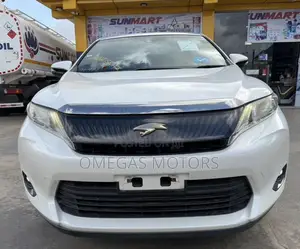 Toyota Harrier 2.0 2015 White
