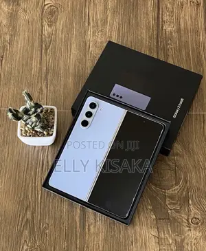 New Samsung Galaxy Z Fold 5 256 GB
