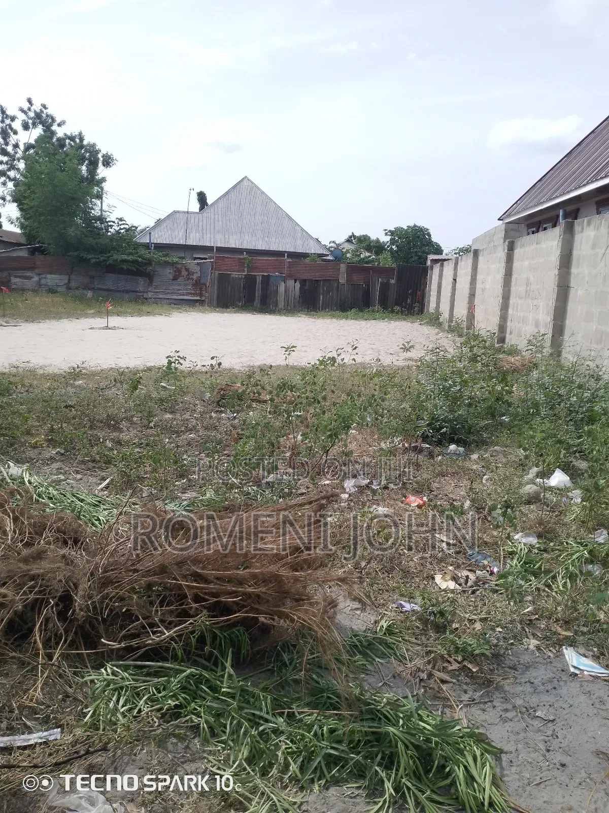 Kiwanja Sqmita 850 Kinauzwa Milioni 22.5 Gongolamboto Majohe Bwela.