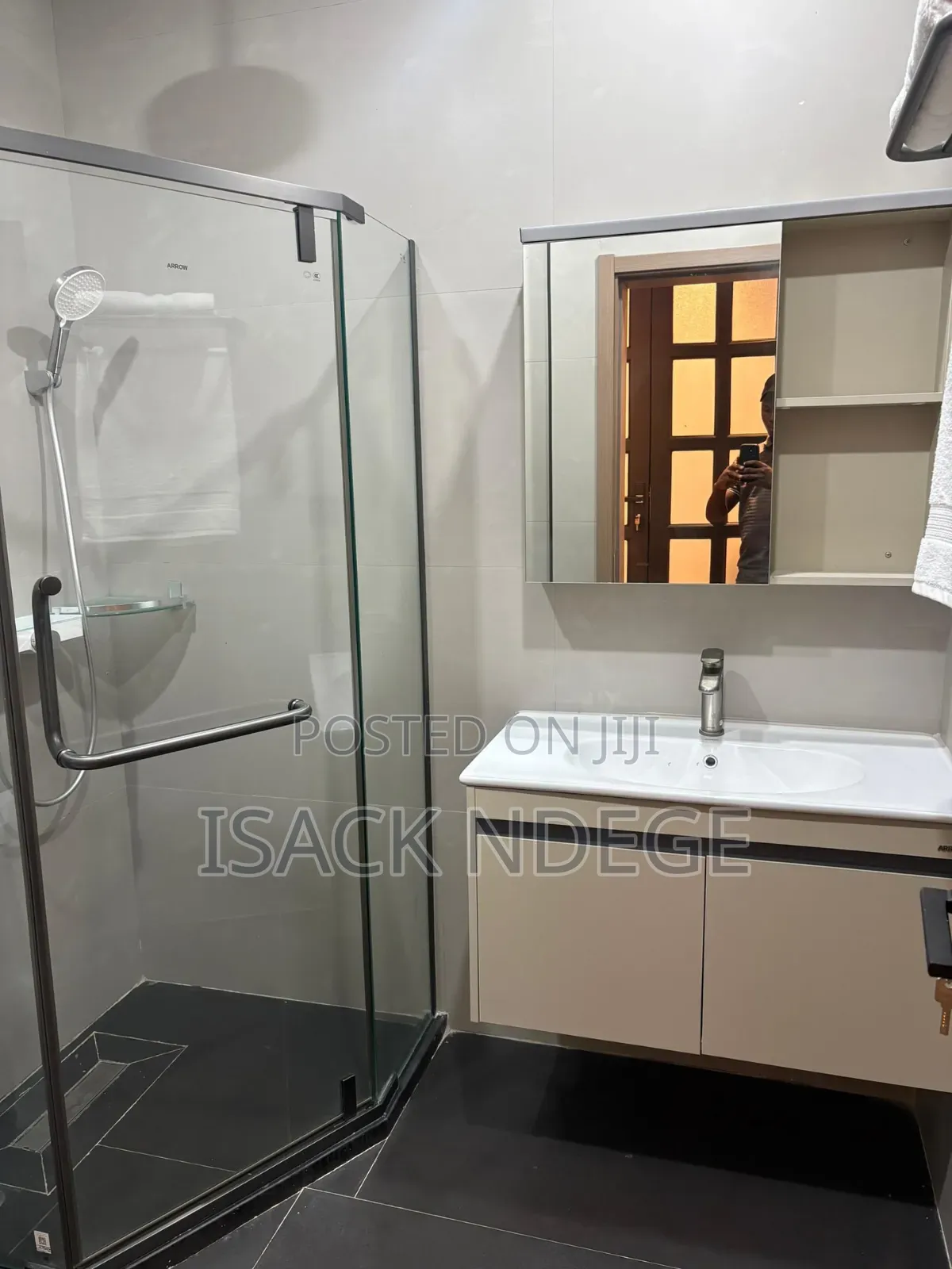 Furnished 3bdrm Apartment in Oyster Bay for rent