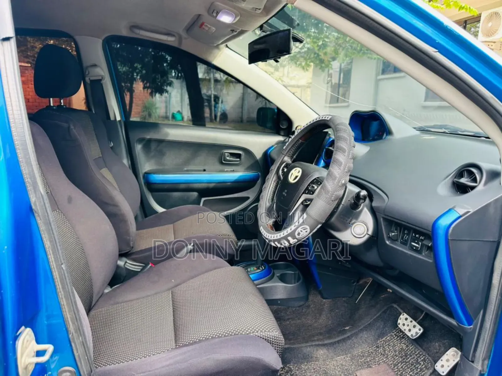 Toyota IST 2004 Blue