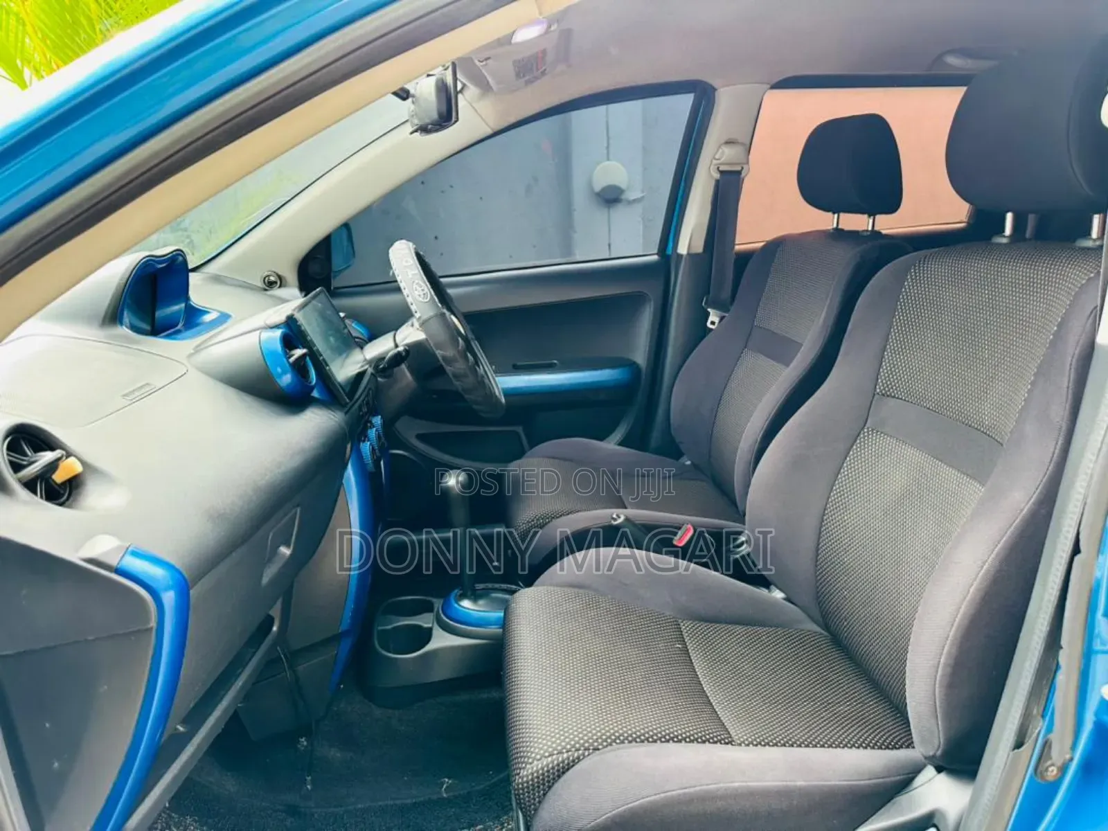 Toyota IST 2004 Blue