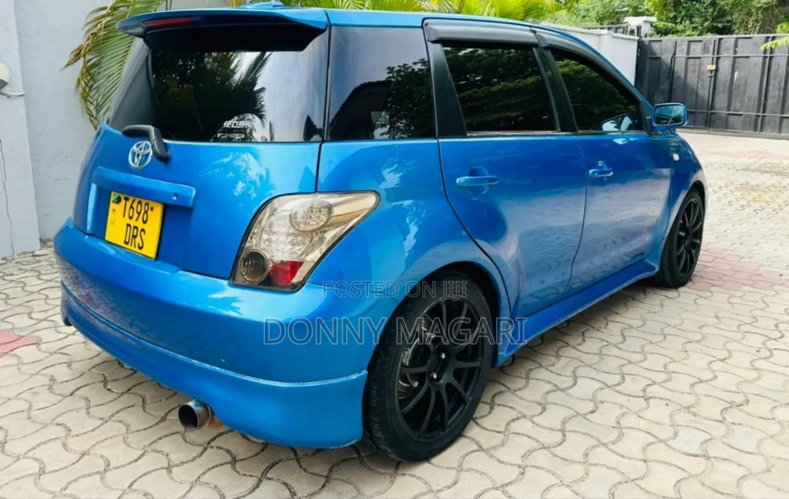 Toyota IST 2004 Blue