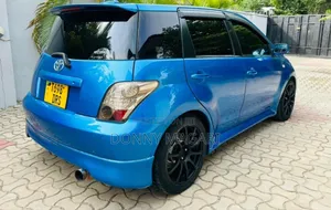 Toyota IST 2004 Blue