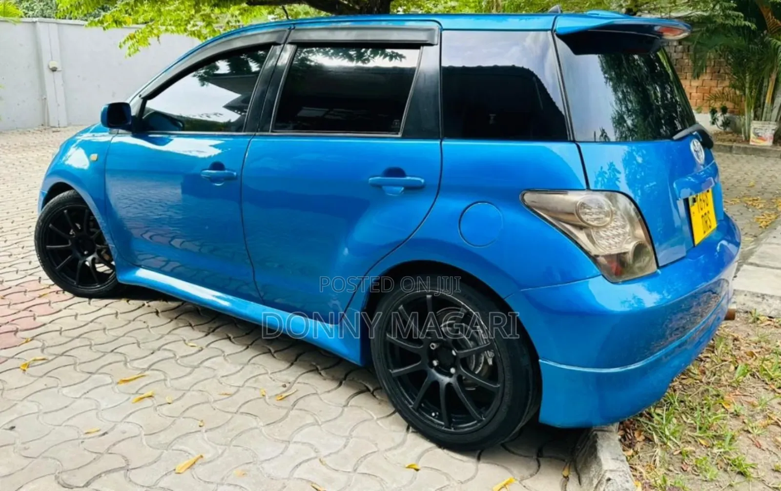 Toyota IST 2004 Blue