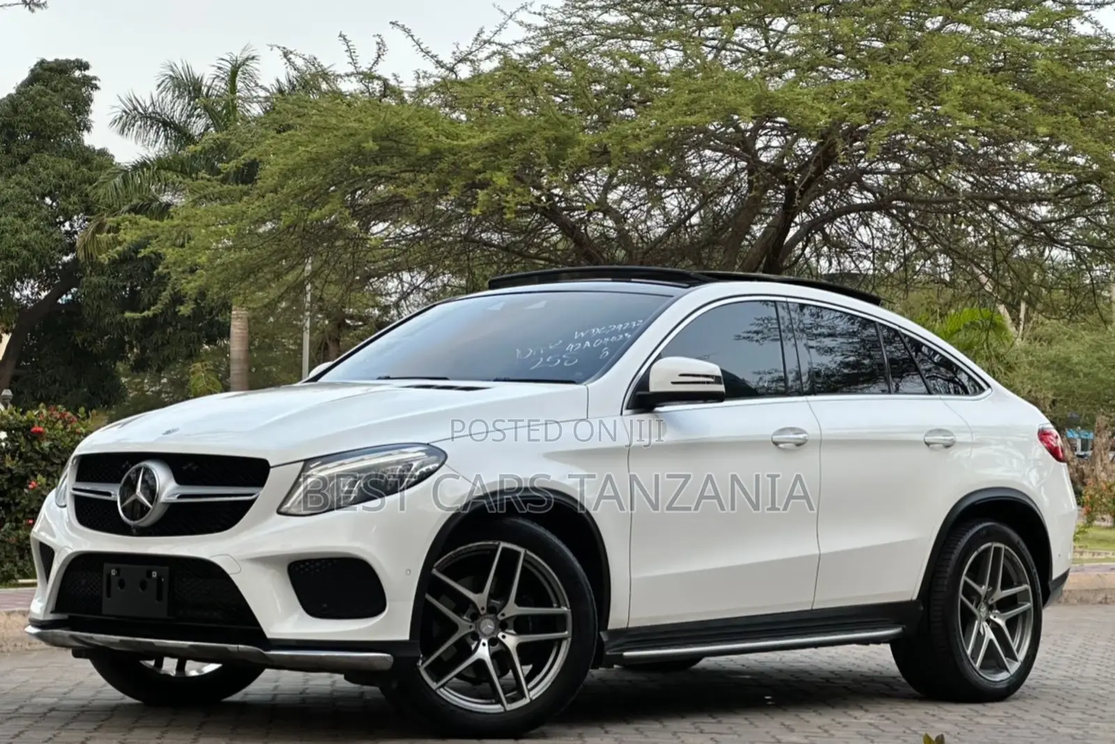 Mercedes-Benz GLE-Class 2016 White