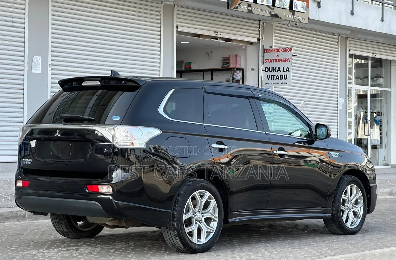 Mitsubishi Outlander 2015 Black