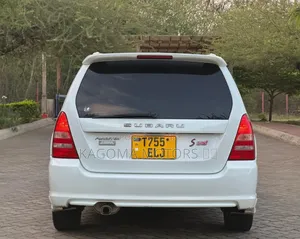 Subaru Forester 2004 White