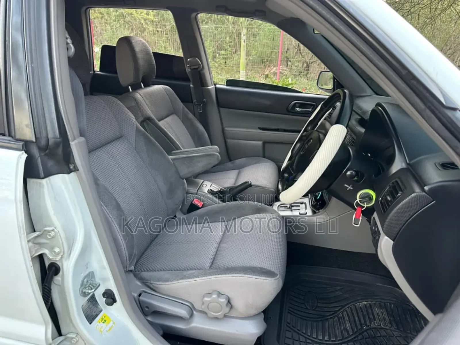 Subaru Forester 2004 White
