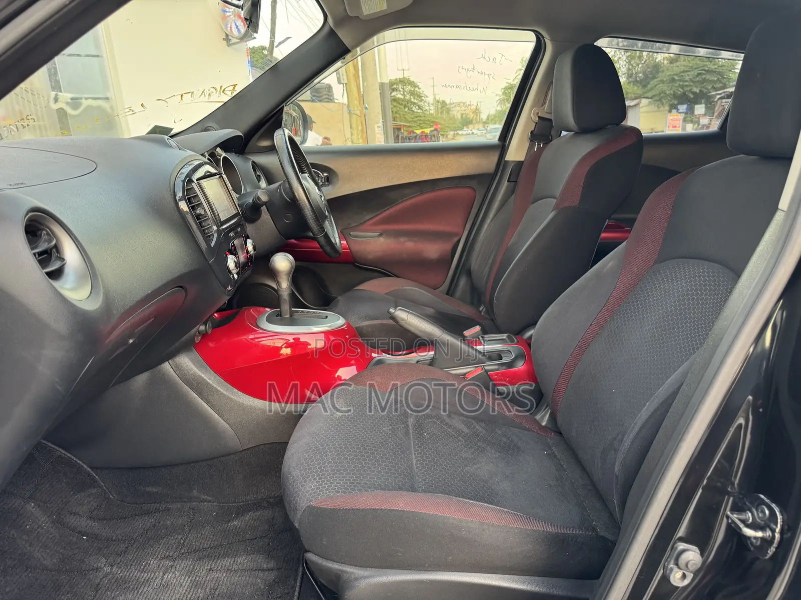 Nissan Juke 2011 Black