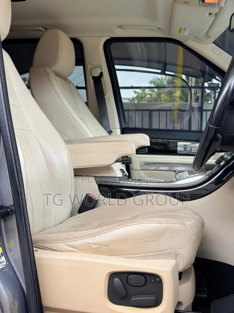 Land Rover Range Rover HSE 2013 Silver