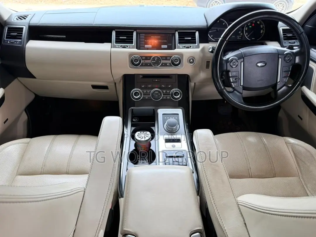 Land Rover Range Rover HSE 2013 Silver